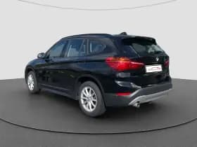 BMW X1 sDrive18i Executive | camera | climate | e. achterklep! thumbnail 8