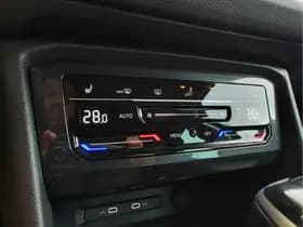 Volkswagen Tiguan 1.5 TSI ELEGANCE AUTOMAAT thumbnail 18