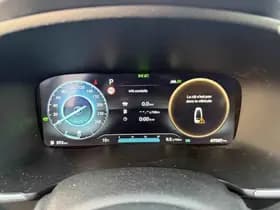 Hyundai Santa Fe 1.6 T-GDI HEV PREMIUM SKY AUT. thumbnail 15