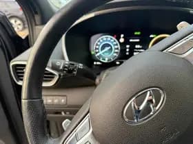 Hyundai Santa Fe 1.6 T-GDI HEV PREMIUM SKY AUT. thumbnail 18