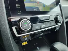 Honda Civic 1.5 i-VTEC EXECUTIVE AUTOMAAT thumbnail 17