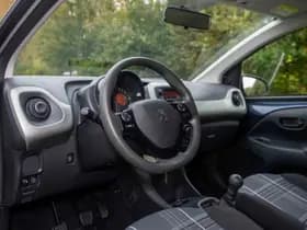 Peugeot 108 1.0 e- VTi Active 1e Eigenaar 25.600 + NAP NL- auto thumbnail 11