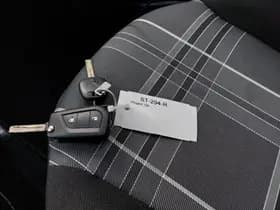 Peugeot 108 1.0 e- VTi Active 1e Eigenaar 25.600 + NAP NL- auto thumbnail 22