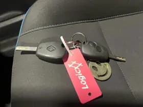 Renault Twingo 1.2 16V Parisienne 61.100 km +NAP NL- auto thumbnail 23