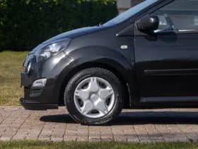 Renault Twingo 1.2 16V Parisienne 61.100 km +NAP NL- auto thumbnail 7