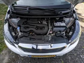 Peugeot 108 1.0 e- VTi Active 40.380 km +NAP NL- auto thumbnail 20