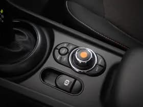 Mini Mini Clubman 1.5 One Business Edition 84.600 km +NAP NL thumbnail 18