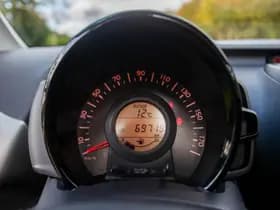 Peugeot 108 1.0 e- VTi Active 69.700 km +NAP NL- auto thumbnail 17