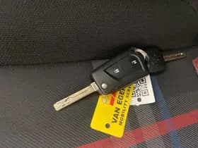 Peugeot 108 1.0 e- VTi Active 69.700 km +NAP NL- auto thumbnail 21