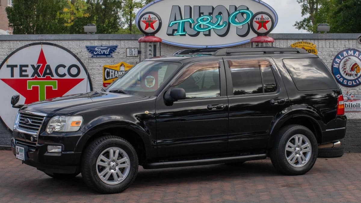 Ford Explorer 4.0 V6 XLT 4x4 SUV 7- pers. 1e Eigenaar — foto 1