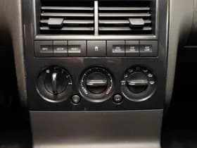 Ford Explorer 4.0 V6 XLT 4x4 SUV 7- pers. 1e Eigenaar thumbnail 23