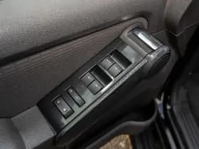 Ford Explorer 4.0 V6 XLT 4x4 SUV 7- pers. 1e Eigenaar thumbnail 27