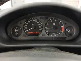 BMW 3-serie Cabrio 318i Executive 1e Eig. NL- auto Youngtimer thumbnail 11