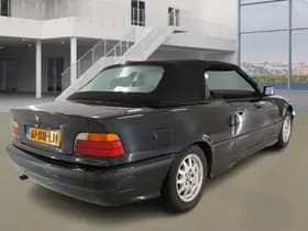 BMW 3-serie Cabrio 318i Executive 1e Eig. NL- auto Youngtimer thumbnail 3