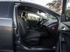 Ford Focus 1.0 Titanium Edition 68.400 km +NAP NL- auto thumbnail 12