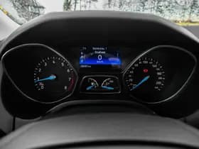 Ford Focus 1.0 Titanium Edition 68.400 km +NAP NL- auto thumbnail 18