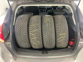 Ford Focus 1.0 Titanium Edition 68.400 km +NAP NL- auto thumbnail 22