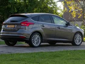Ford Focus 1.0 Titanium Edition 68.400 km +NAP NL- auto thumbnail 4