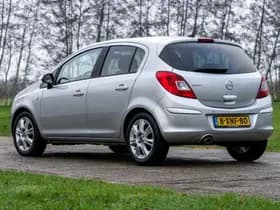 Opel Corsa 1.2- 16V BlitZ 1e Eig. 17.900 km +NAP NL- auto thumbnail 4
