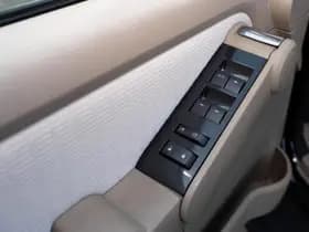 Ford EXPLORER 4.0 V6 XLT 4x4 SUV 7- pers. 1e Eigenaar thumbnail 26