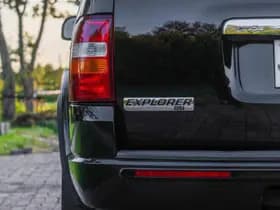 Ford EXPLORER 4.0 V6 XLT 4x4 SUV 7- pers. 1e Eigenaar thumbnail 9