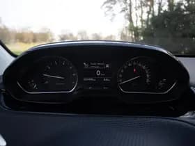 Peugeot 2008 1.2 PureTech Active 1e Eig. 32.494 km +NAP NL- auto thumbnail 17