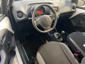 Citroen C1 1.0 e- VTi Live 2e Eig. 85.700 km +NAP NL- auto thumbnail 5