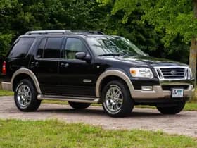 Ford USA EXPLORER 4.6 V8 Eddie Bauer 4x4 SUV 7- pers. 1e Eig. thumbnail 2