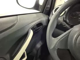 Ford Ka 1.2 Cool & Sound 1e Eig. 37.100 km +NAP NL- auto thumbnail 11