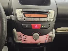 Peugeot 107 1.0 Active 1e Eig. 67.100 km +NAP NL- auto thumbnail 11