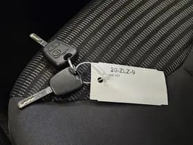 Peugeot 107 1.0 Active 1e Eig. 67.100 km +NAP NL- auto thumbnail 16