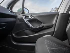 Peugeot 208 1.2 e- VTi 55.000 km +NAP Nwe Distributie NL- auto thumbnail 19