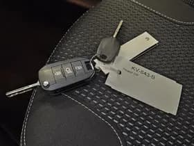 Peugeot 208 1.2 PureTech Allure 1e Eig. 43.200 km +NAP NL- auto thumbnail 20