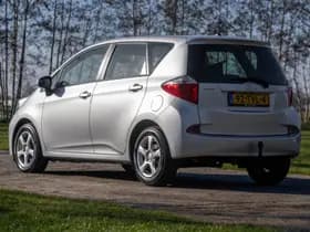 Toyota Verso-S 1.3 VVT- i Automaat 1e Eig. +NAP NL- auto thumbnail 4