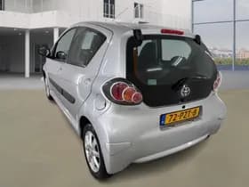 Toyota Aygo 1.0- 12V Comfort Navigator Automaat 1e Eig. 23.200 km +NAP thumbnail 4