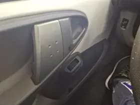 Peugeot 107 1.0- 12V XS 85.800 km +NAP NL- auto thumbnail 13