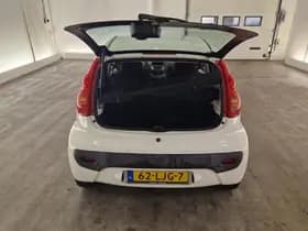 Peugeot 107 1.0- 12V XS 85.800 km +NAP NL- auto thumbnail 16