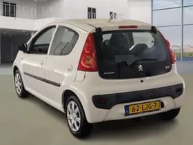 Peugeot 107 1.0- 12V XS 85.800 km +NAP NL- auto thumbnail 4