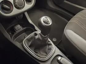 Opel Corsa 1.2- 16V Color Edition 1e Eig. 41.200 km +NAP NL- auto thumbnail 12