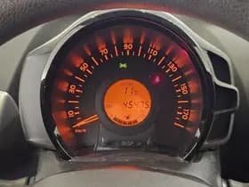 Peugeot 108 1.0 e- VTi Blue Lion 1e Eig. 45.400 km +NAP NL- auto thumbnail 11