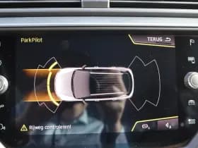 Seat Arona 1.0 TSI Xcellence Navi PDC Trekhaak Clima CarPlay thumbnail 6