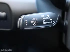 Audi Q3 2.0 TFSI quattro Clima Cruise Xenon PDC LED Navi thumbnail 27