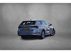 ŠKoda Octavia Combi 1.0 E-Tsi Business Edition thumbnail 3