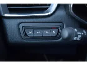 Mitsubishi Colt 1.6 Hev First Edition thumbnail 25