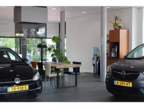 Peugeot 308 Sw 1.2 Puretech *Premium* | Leder | Camera | Trekhaak | Panorama | Carplay | Navigatie | Cruise & Climate Control | Privacy | thumbnail 22