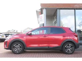 Kia Stonic 1.2 Mpi *Comfortline* | Trekhaak | Carplay | Cruise Control | A/C | Stoel & Stuurverwarming | Privacy | Bluetooth | thumbnail 2