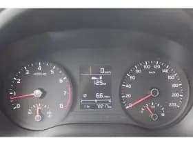 Kia Stonic 1.2 Mpi *Comfortline* | Trekhaak | Carplay | Cruise Control | A/C | Stoel & Stuurverwarming | Privacy | Bluetooth | thumbnail 8