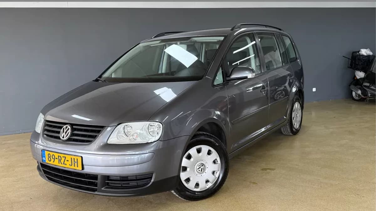 Volkswagen Touran 1.6-16v Fsi Business | Trekhaak | Cruise — foto 1