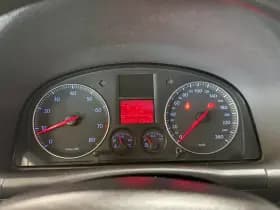 Volkswagen Touran 1.6-16v Fsi Business | Trekhaak | Cruise thumbnail 12