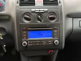 Volkswagen Touran 1.6-16v Fsi Business | Trekhaak | Cruise thumbnail 14